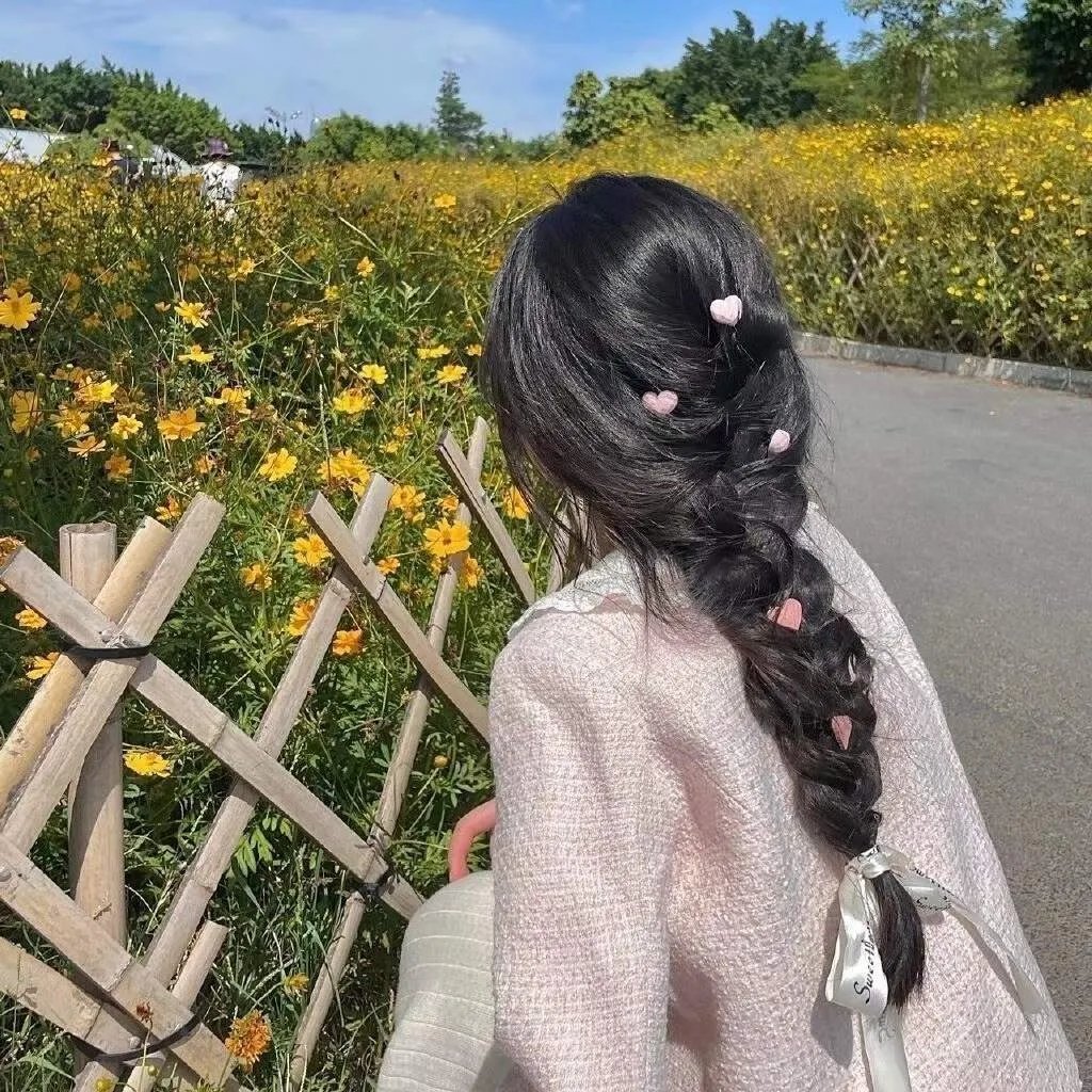 咫尺天涯